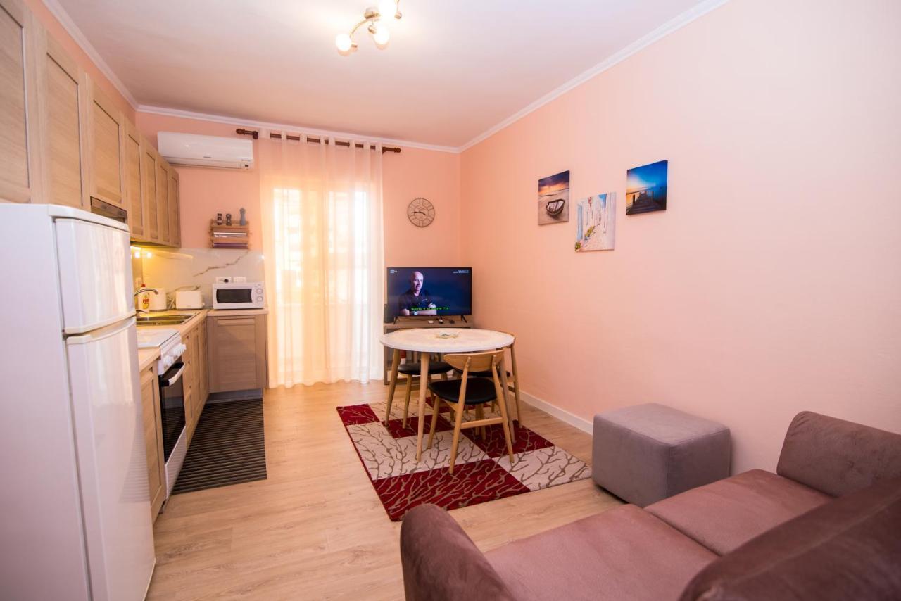 Zana'S Home Tirana Esterno foto